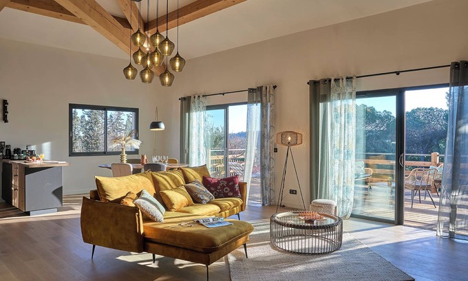 Servian Cabaña | Country cottage