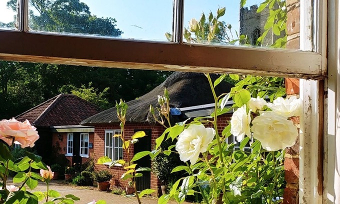 Woodbridge Cabaña | Casa Rural Set En Suffolk Encanto Village