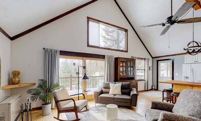 Morrisville Cabaña | Country Cottage with Deck, Sunroom/Patio, W/D, & Free WiFi - Dog-Friendly