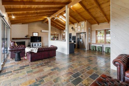 Bridge Creek Casa | Country Escape - 3BR Home with Panoramic Views