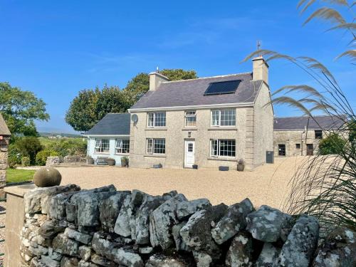 Bruckless Casa | Country Farm House