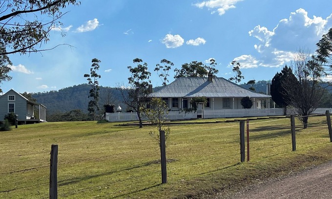 Upper Tooloom Otro | Calderwood Homestead Country Escapada