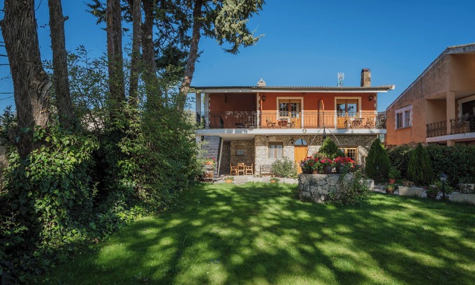 Santa Maria del Campo Casa | Casa rural 'Casa Villa Gomez' con terraza privada, jardín privado y Wi-Fi