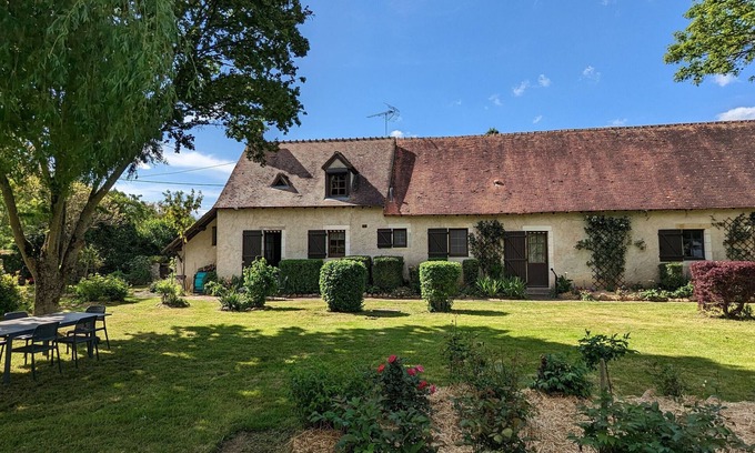 Neuvy-Saint-Sepulchre Cabaña | Casa rural con jardín y aparcamiento cerca de Neuvy-Saint-Sépulchre