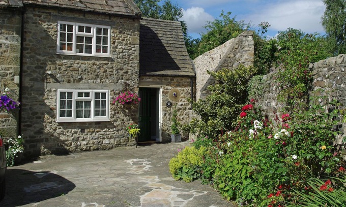 Masham Cabaña | Country Hideaways | Magnolia Cottage | Masham