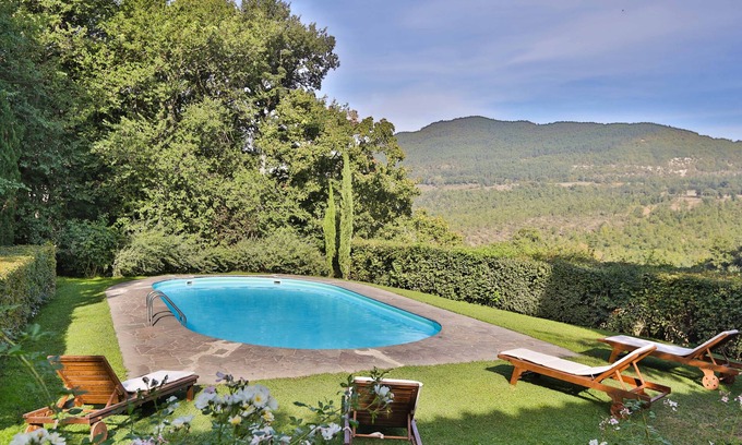 Pieve Santo Stefano Villa | Country house, a stone farmhouse, completely independent, with a private pool.