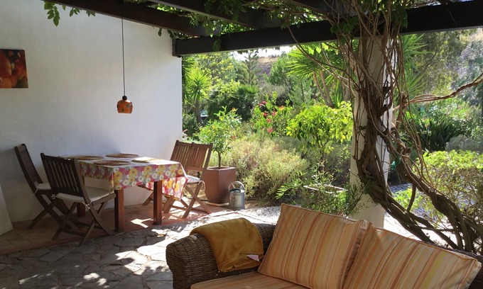 Barracao Apartamento | Casa de campo familiar cerca de la playa (2-4 personas)
