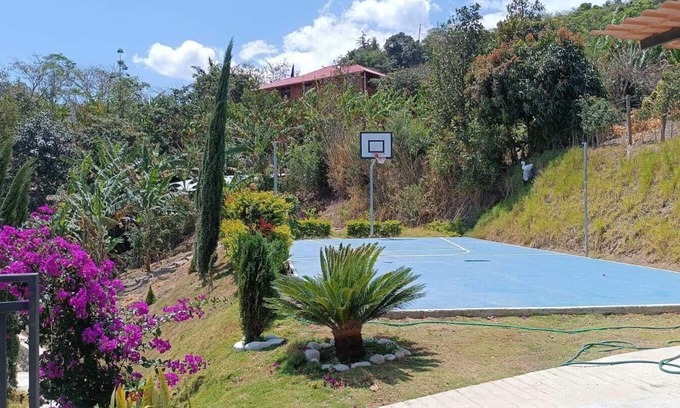 Loja Casa | Casa de campo, ¡A 10 minutos de Vilcabamba! (El Valle de la Longevidad)