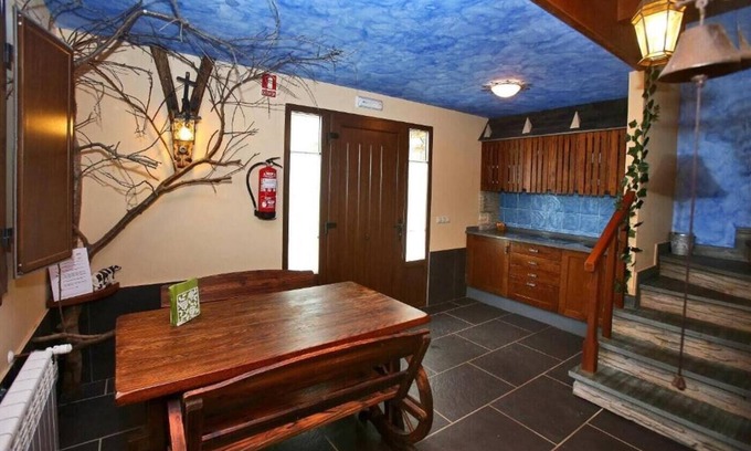 Villadun Casa | Casa rural 'Apartamento 1' con vistas a la montaña, terraza compartida y Wi-Fi