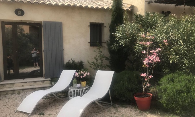Merindol Apartamento | Country house at the foot of the Luberon