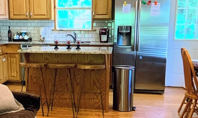 Sylva Casa | Country House by the Creek in Sylva/ Pet friendly!!!
