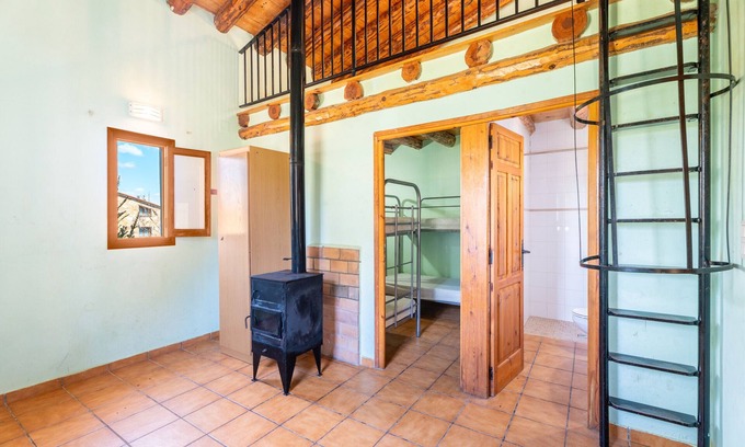 Sinarcas Cabina | Casa rural 'Cabañas Rusticas 6' con vistas a la montaña, piscina compartida y Wi-Fi