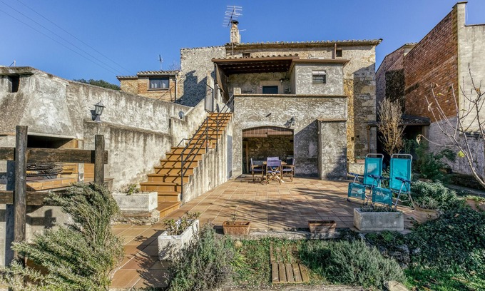 Serinya Casa | Casa de campo Can Cirera con vistas a la montaña y Wi-Fi