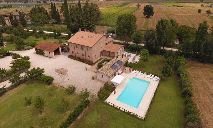 Foligno Casa | Country House Casco dell'Acqua