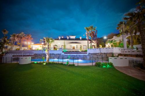 Noguerones Casa | Country house Cortijo de la fuente