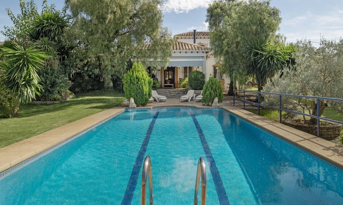Arriate Villa | Casa rural 'El Olivar Ronda' con vistas a la montaña, Wi-Fi y aire acondicionado