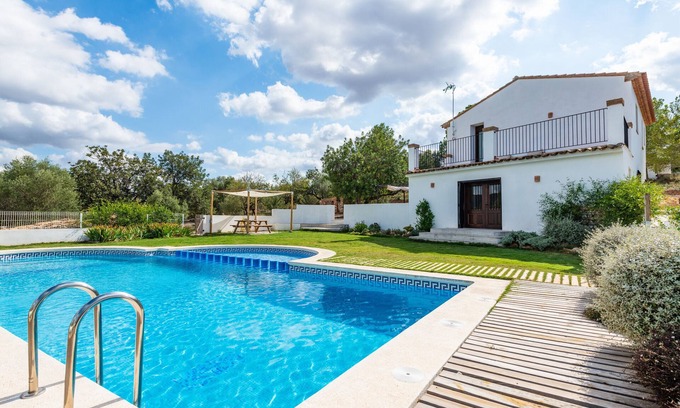 Les Useres Casa | Casa rural 'Mas Del Sandungo' con vistas a la montaña, piscina privada y Wi-Fi