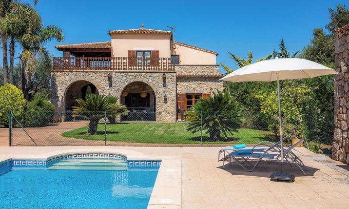 Arta Villa | Casa rural 'Es Voltor' con vistas a la montaña, Wi-Fi y aire acondicionado