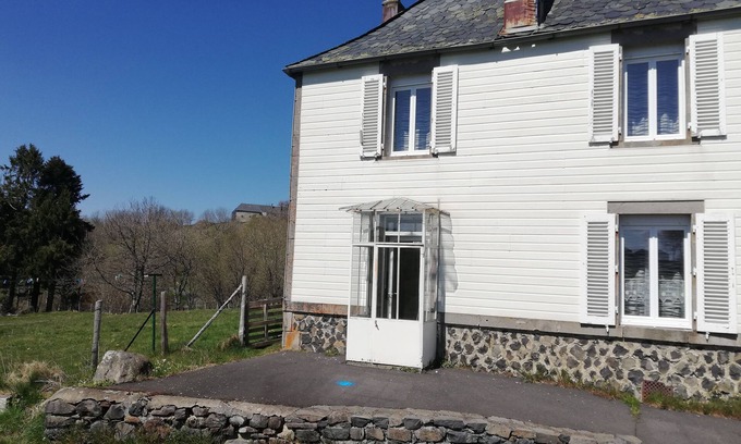 Saint-Saturnin Casa | Country house