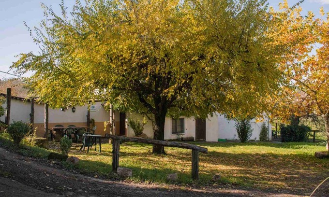 Fuenteheridos Casa | Casa rural 'Granados' en Pleno Parque Natural "Sierra de Aracena y Picos de Aroche"