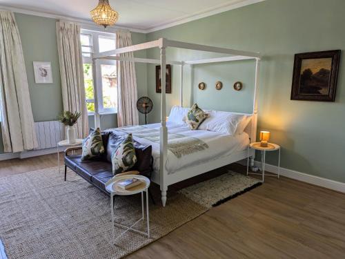 Binham Apartamento | Country house holiday with a tennis court!
