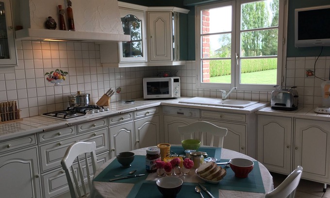 Aire-sur-la-Lys Casa | CASA DE CAMPO EN EL CORAZÓN DEL VALLE DEL LYS