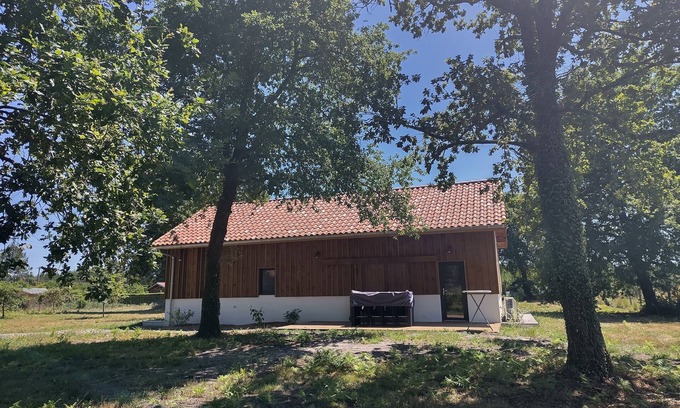 Rion-des-Landes Cabaña | Country house. Ideal for a quiet week with the family.