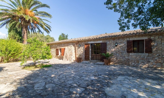 Buger Casa | Casa rural en Búger con piscina vallada