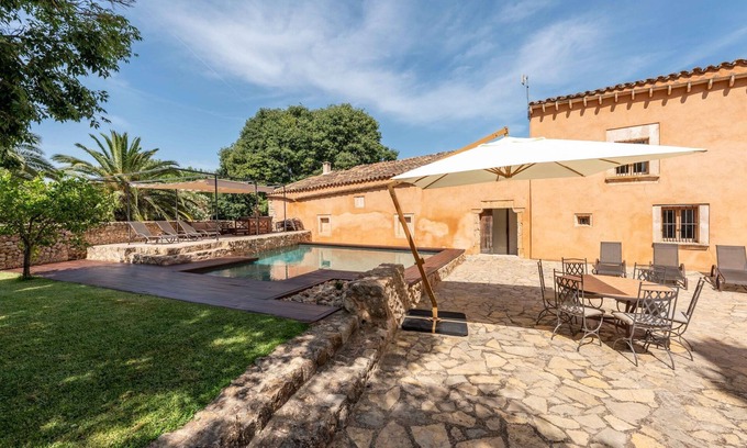 Buger Casa | Casa Rural en Búger con Piscina y Playa