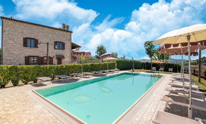 Cagli Apartamento | Casa Rural en Cagli con Piscina y Vistas