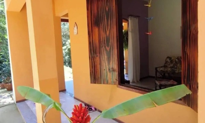 Paraty Cabaña | Country house in Paraty with natural waterfall.
