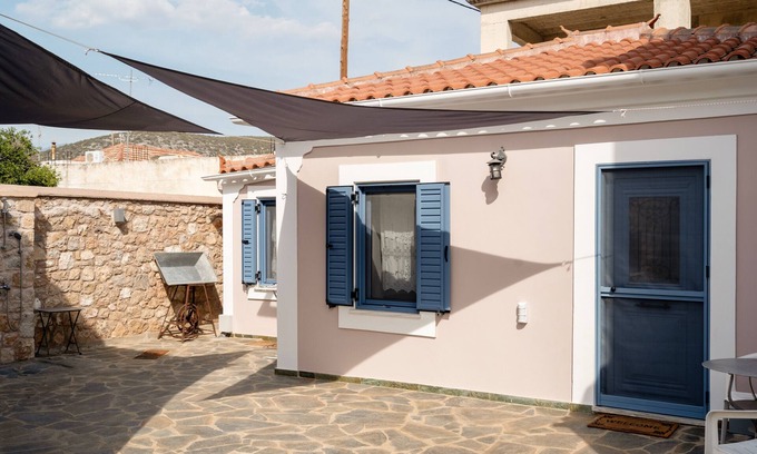 Kilada Casa | Casa rural 'Koilada Family House 2' con vistas al mar, Wi-Fi y aire acondicionado
