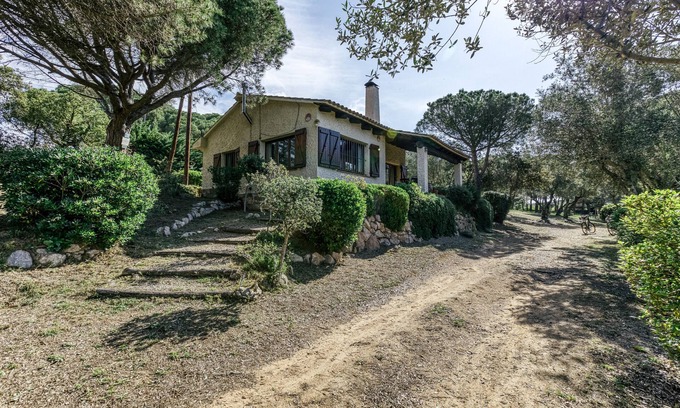 Palafrugell Casa | Casa rural "La Barraca de Farena" cerca de la Playa en Palafrugell