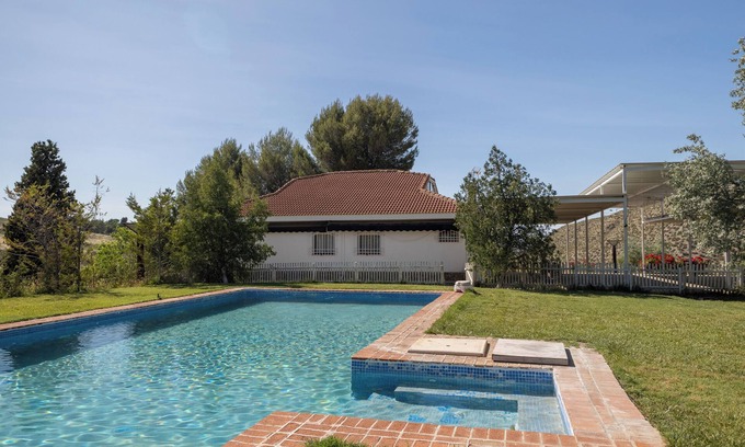 Cortijo de San Isidro Casa | Casa rural 'Los Pilares' con vistas a la montaña, piscina privada y aire acondicionado