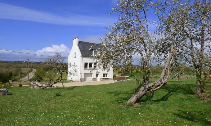 Goulien Casa | Country house near the sea