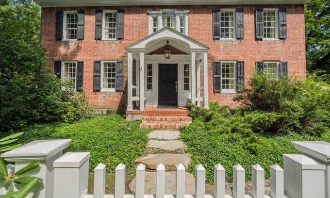 Queensbury Casa | Country House, Pool, Garden, Pet Friendly, Near Lake George & Saratoga Springs