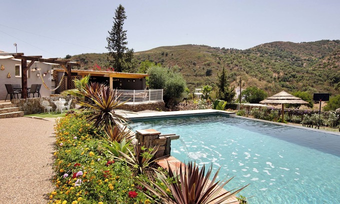 Fonte do Bispo Villa | Finca "Quinta do Silêncio T2" con vistas a la montaña, piscina compartida y Wi-Fi