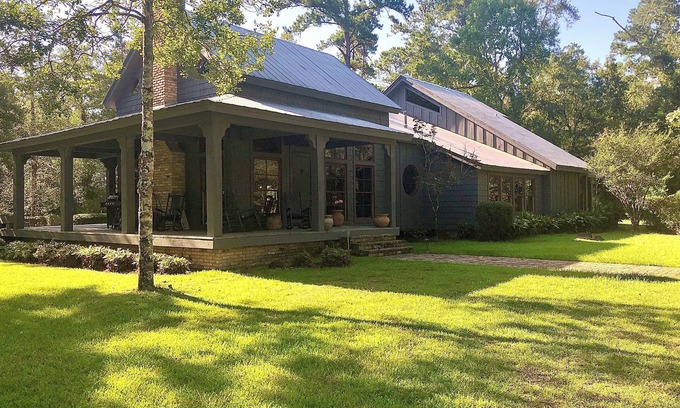 Lacombe Casa | Stalter Lane Getaway
