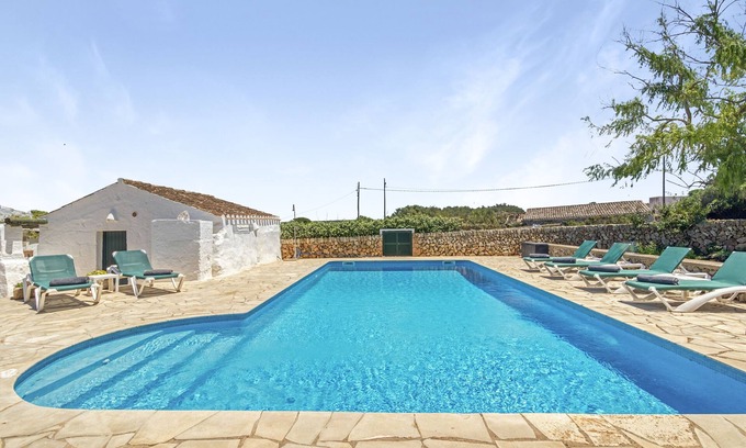 Alayor Villa | Casa rural 'Son Sanxo' con piscina compartida, terraza privada y Wi-Fi