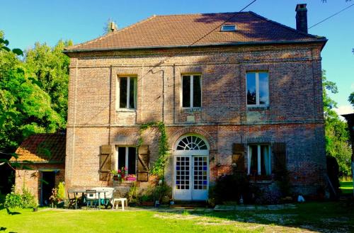 Bailly-en-Riviere Casa | Country House - Spacious and Tranquil