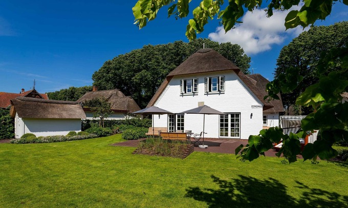 Nieblum Casa | Country house under the linden trees