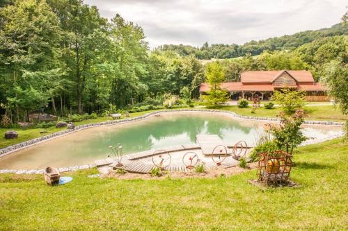 Kraljevec Sesvetski Casa | Country house with a pool in Medvednica Nature Park