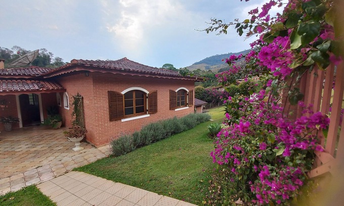 Joanopolis Casa | Country house, with beautiful garden and private pool.