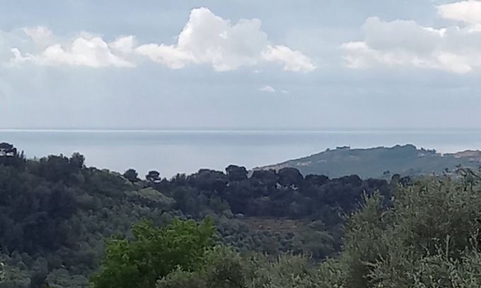 Imperia Casa | country house with sea view in secular olive grove