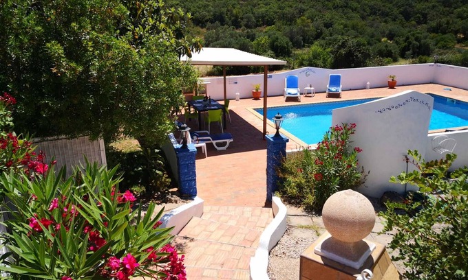 Loule Casa | Casa en el campo con piscina privada