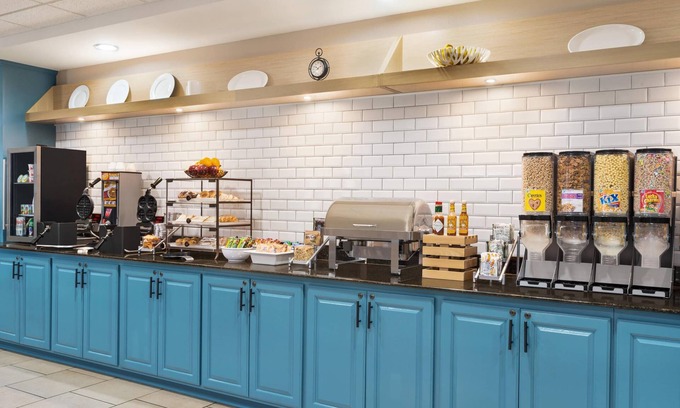 Meridian Hotel | Country Inn & Suites by Radisson, Boise West - Meridian