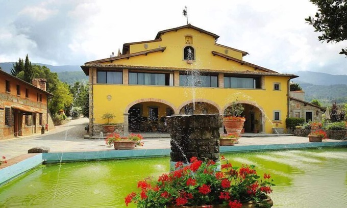 San Donato in Fronzano Apartamento | Country Estate Fattoria degli Usignoli