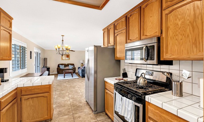 Hanford Casa | Country Living Retreat