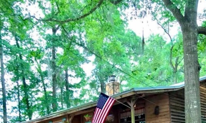 Millbrook Cabina | Country Oaks