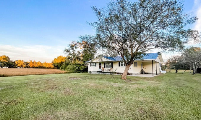 Ash Casa | Country Oasis near Brunswick County Beaches